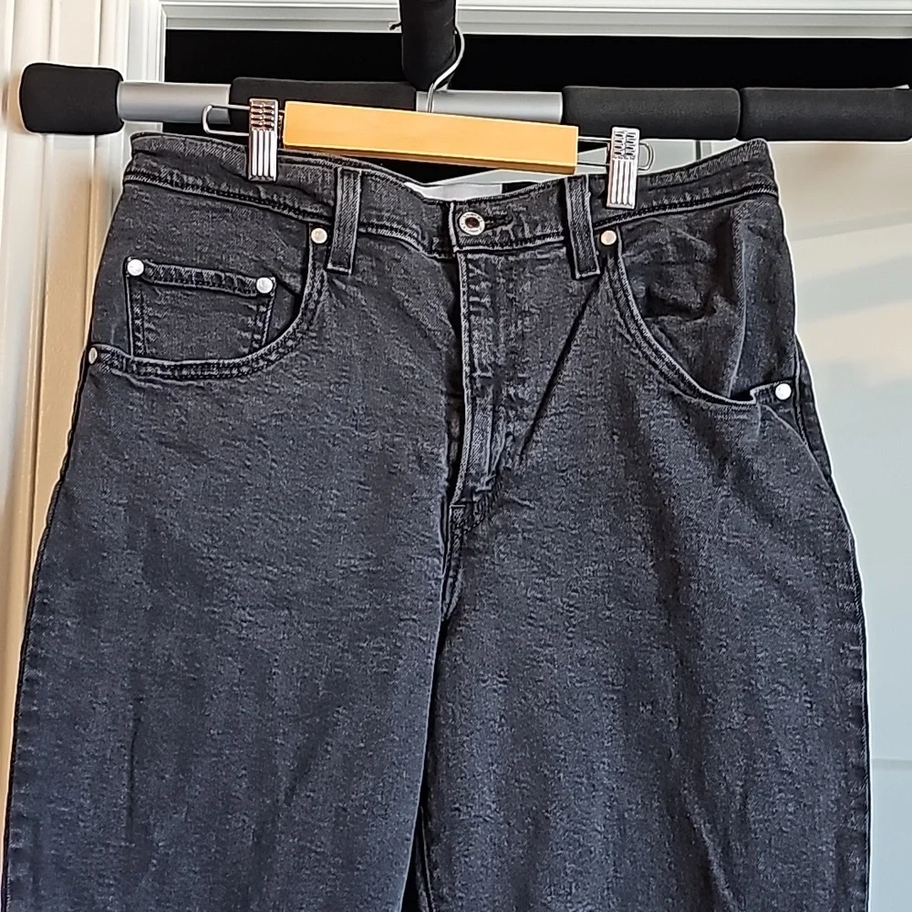 Silver Tab Levi mom jeans - Picture 2 of 8